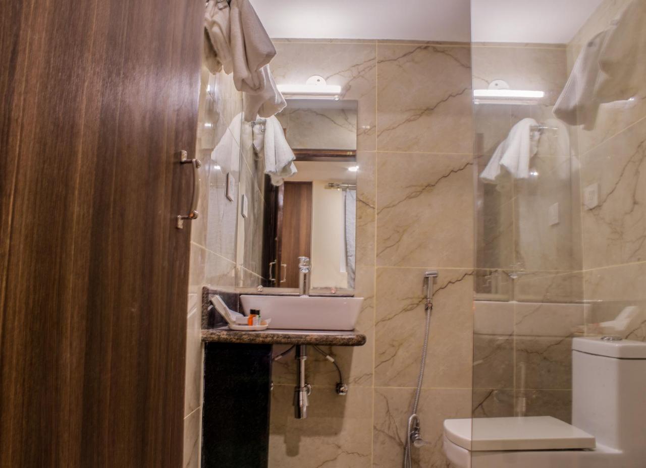 Lav Kush International Hotel Varanasi Eksteriør billede